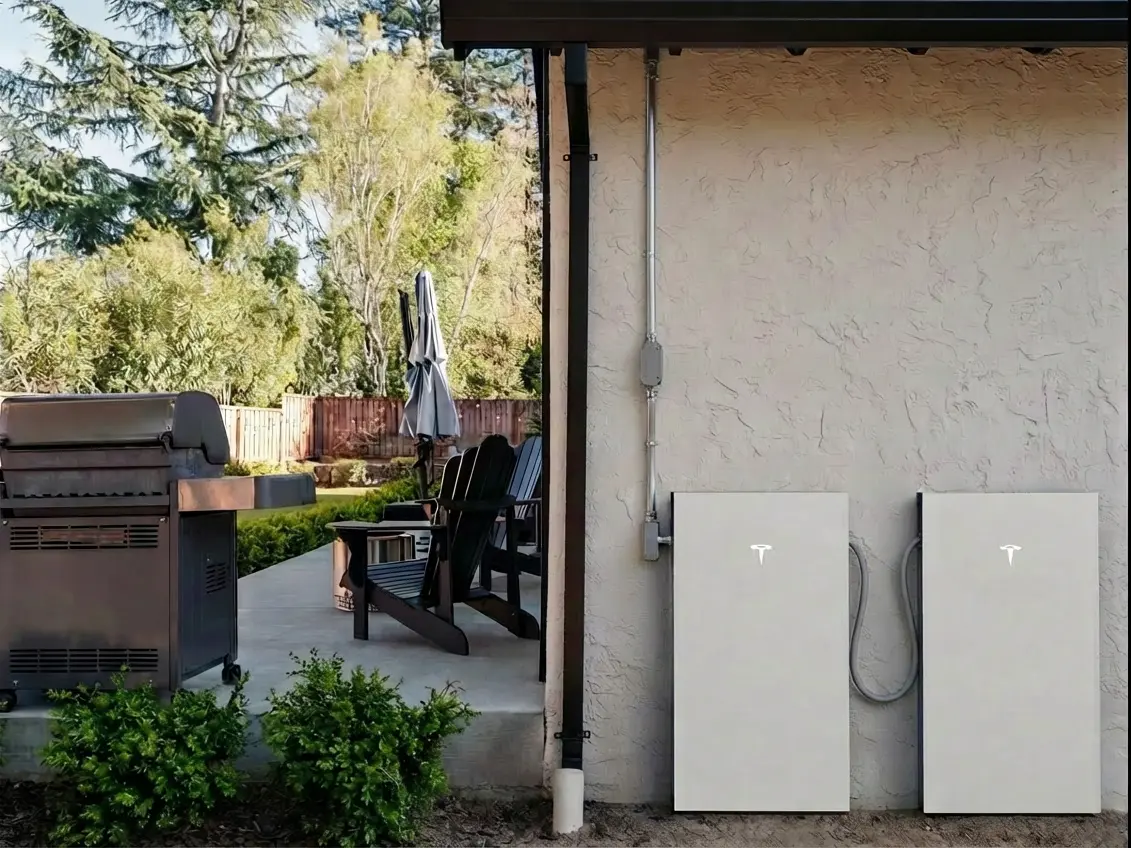 1 Tesla Powerwall 3 + Expansion Unit